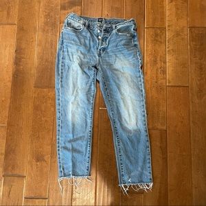 Gap boyfriend crop jeans size 10/30